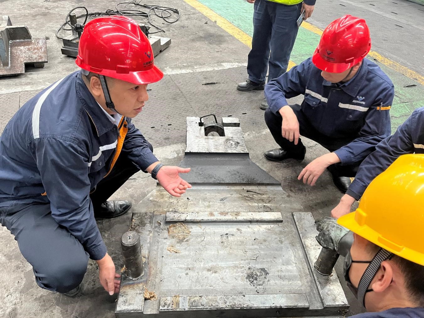 風雨多經志彌堅 氣貫長虹渡關山——釩鈦科技板材生產突破13萬噸大關紀實(圖4)